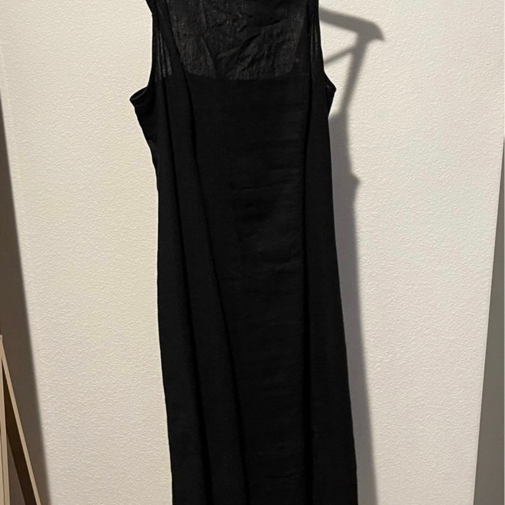 Sleeveless linen blend maxi shift dress